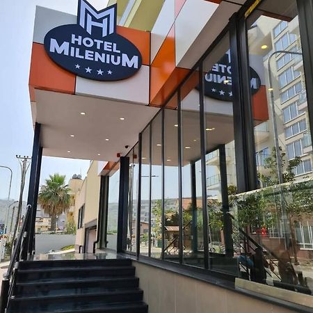 Milenium Hotel Shëngjin Екстериор снимка