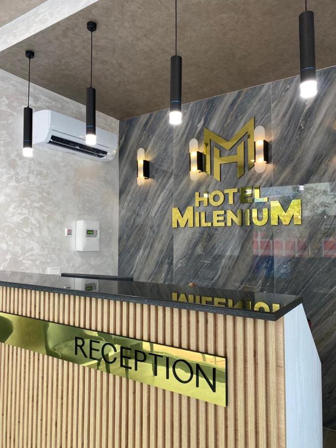 Milenium Hotel Shëngjin Екстериор снимка