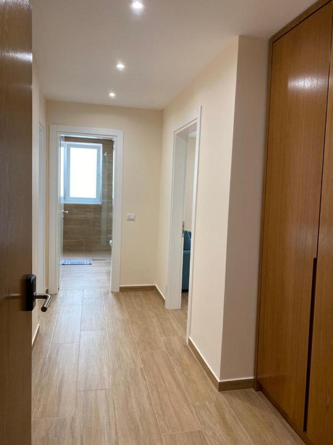 Milenium Hotel Shëngjin Екстериор снимка